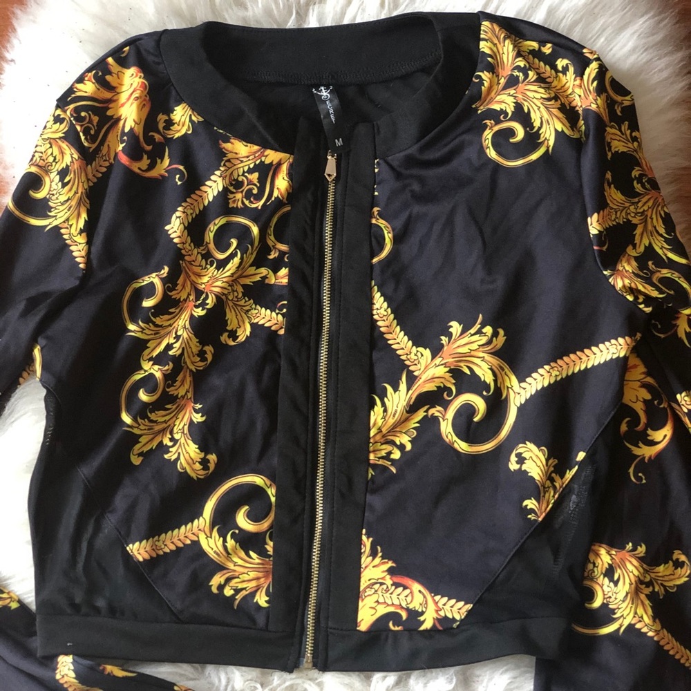 Crop-Top Jacket